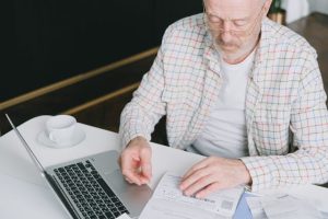 Aziende e bollette: come ridurre i costi energetici senza rallentare la produttività